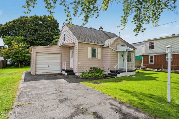 Property Photo: 187 Mariaville Road NY 12306