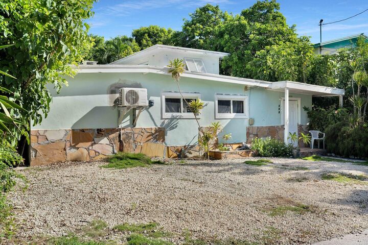 Property Photo:  108 Atlantic Avenue  FL 33070 