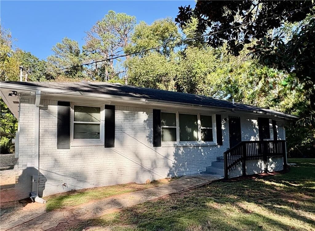 Property Photo: 79 Howell Drive SW GA 30331