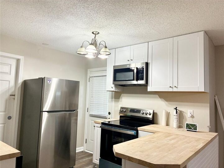Property Photo:  4984 Galleon Crossing B  GA 30035 
