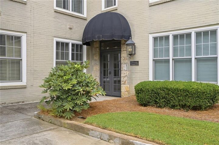 Property Photo: 30 Collier Road NW 9 GA 30309