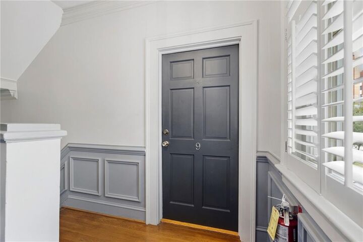Property Photo: 30 Collier Road NW 9 GA 30309