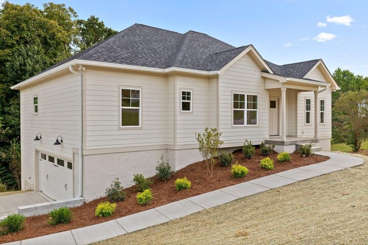 Property Photo:  391 Classic Drive  TN 37379 