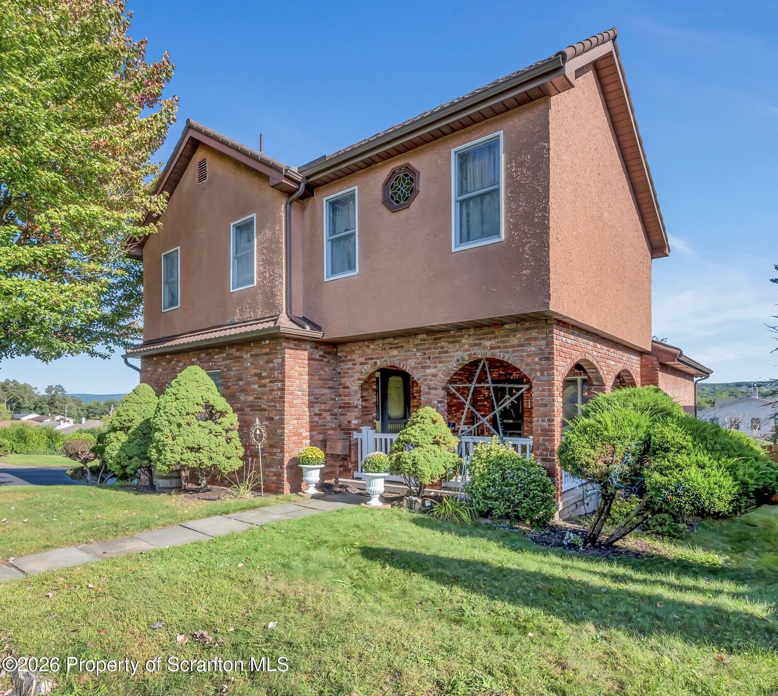 Property Photo: 1001 Baker Street PA 18517