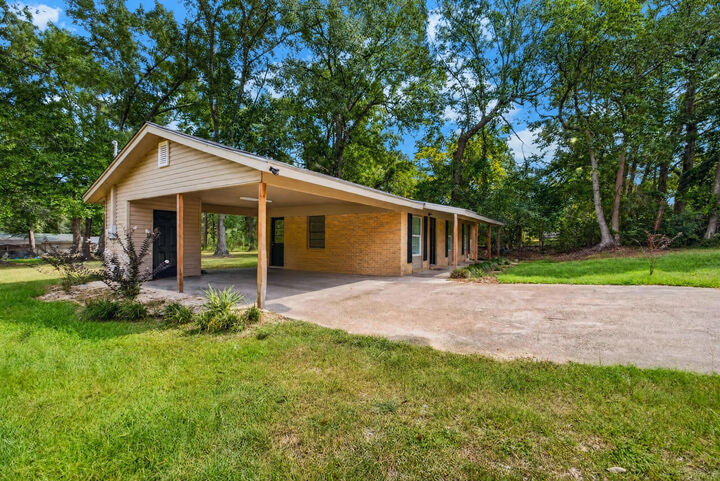 Property Photo: 34 Kennon Ave. MS 39443