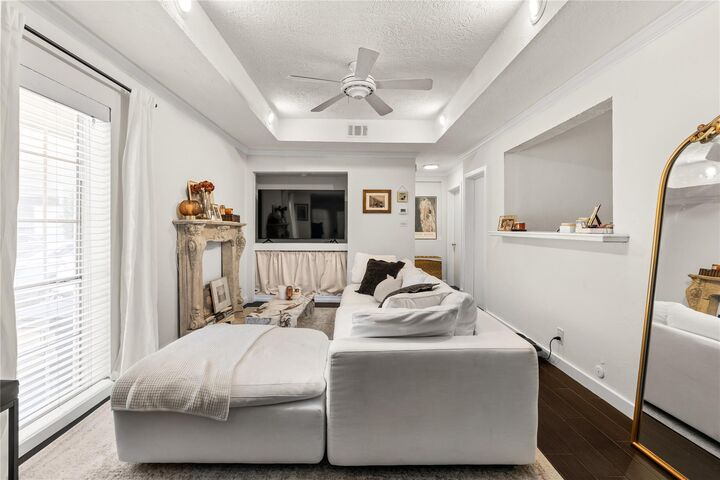 Property Photo:  2510 Whitney Street 3  TX 77006 