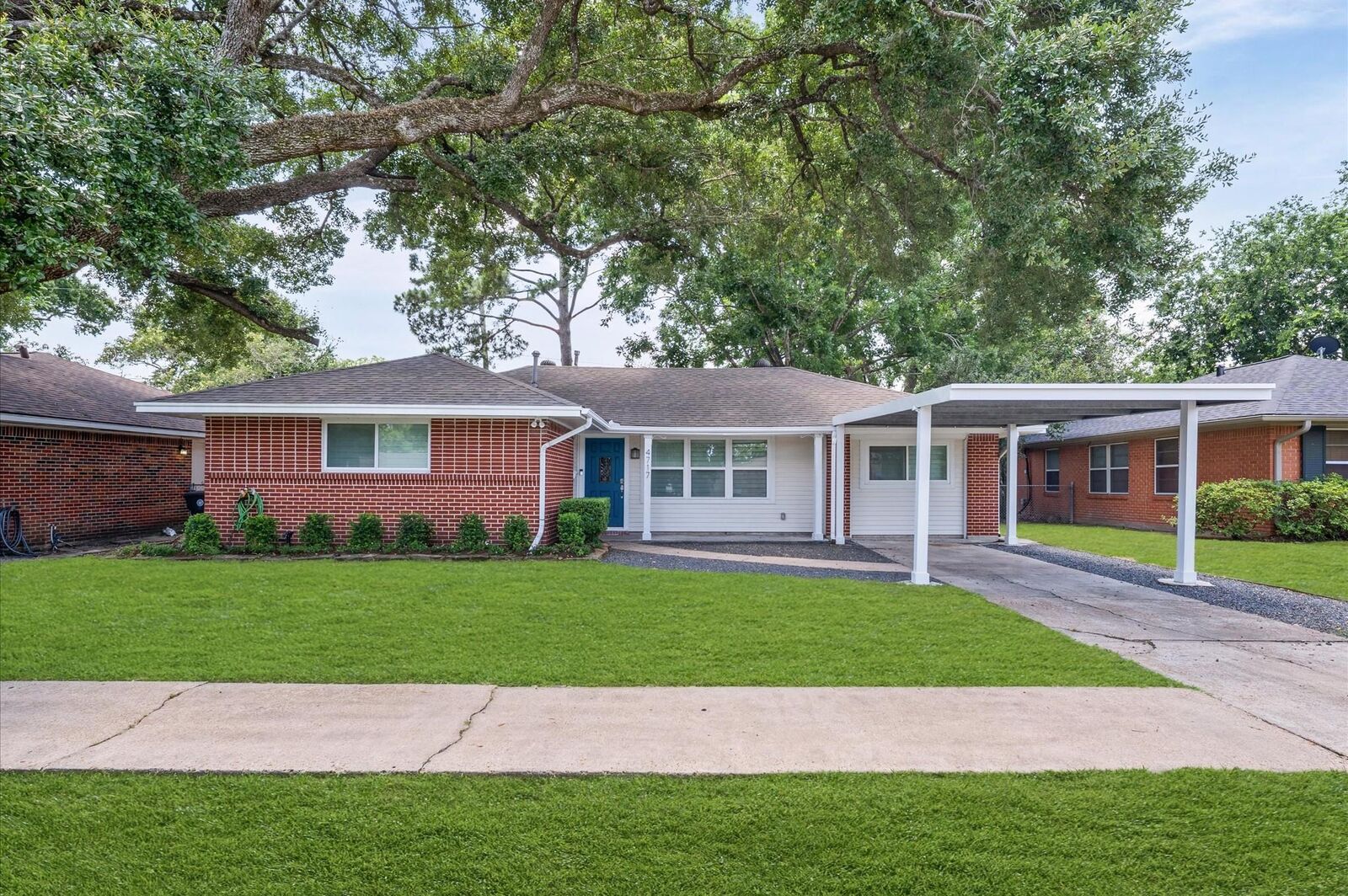 Property Photo:  4717 Chrystell Lane  TX 77092 