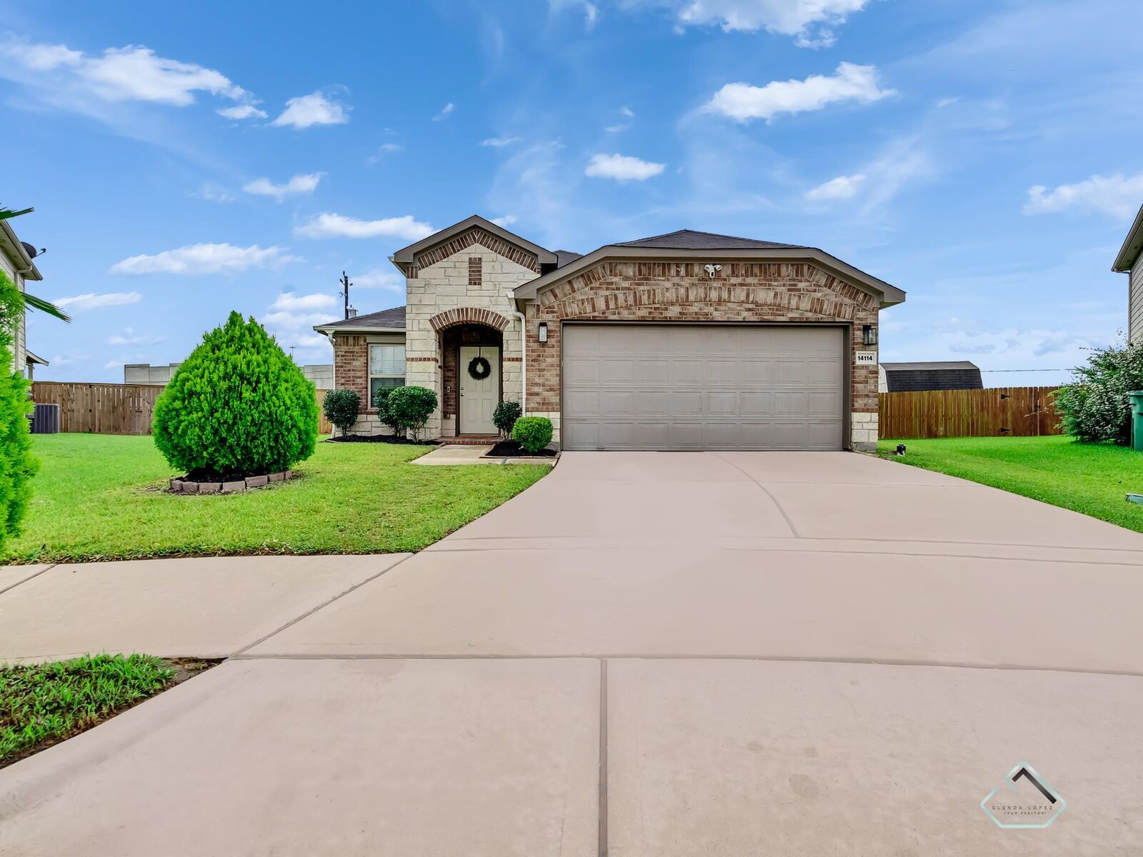 Property Photo: 14114 Pecan Hill Court TX 77048
