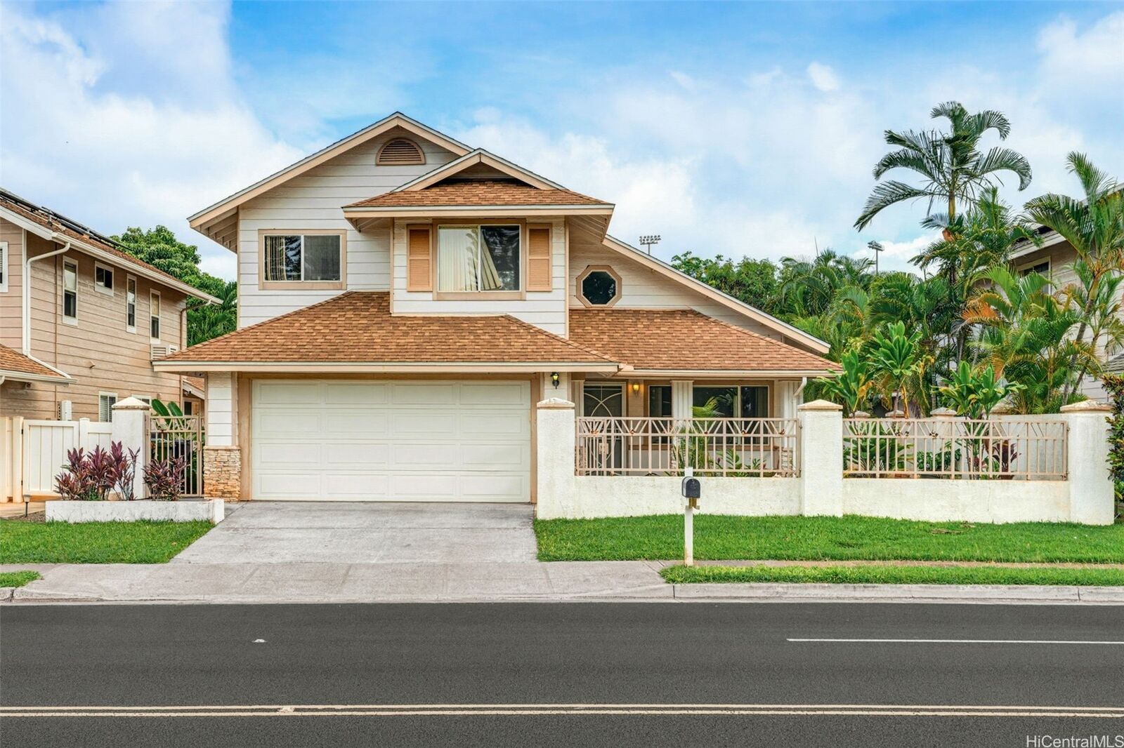 Property Photo:  94-612 Lumiauau Street  HI 96797 