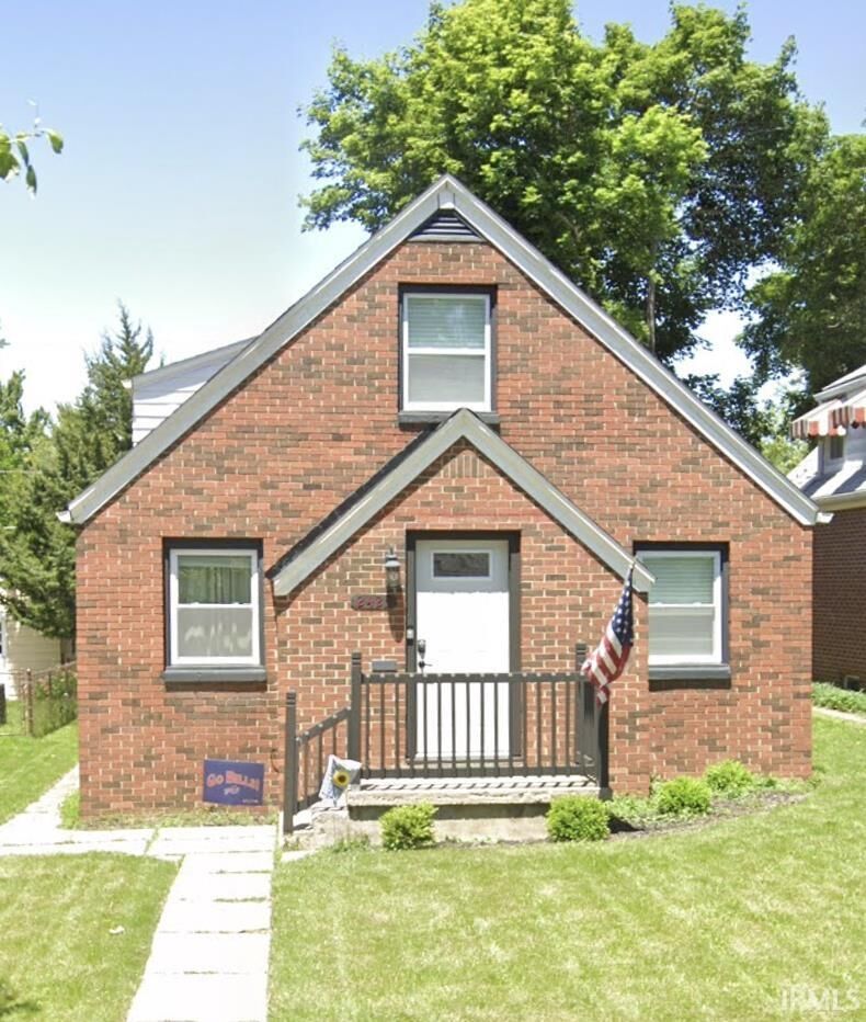 Property Photo:  2425 Lynn Avenue  IN 46805 