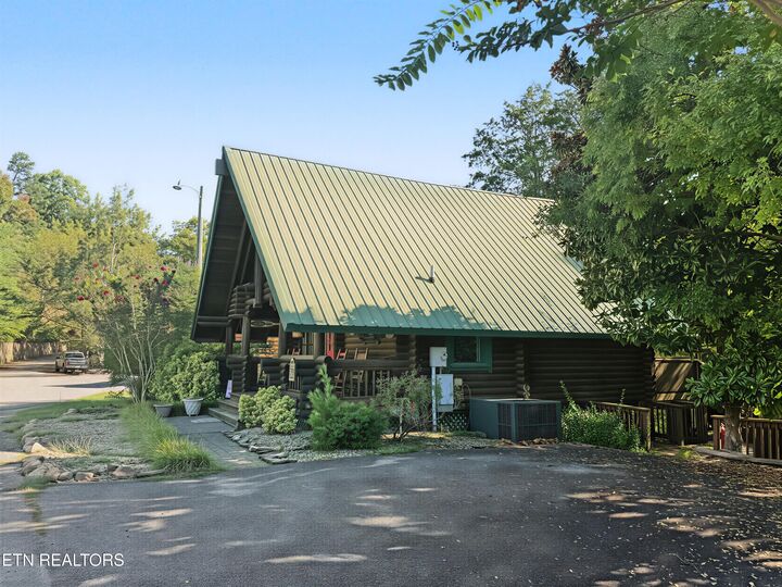 Property Photo: 1020 Walini Way TN 37876