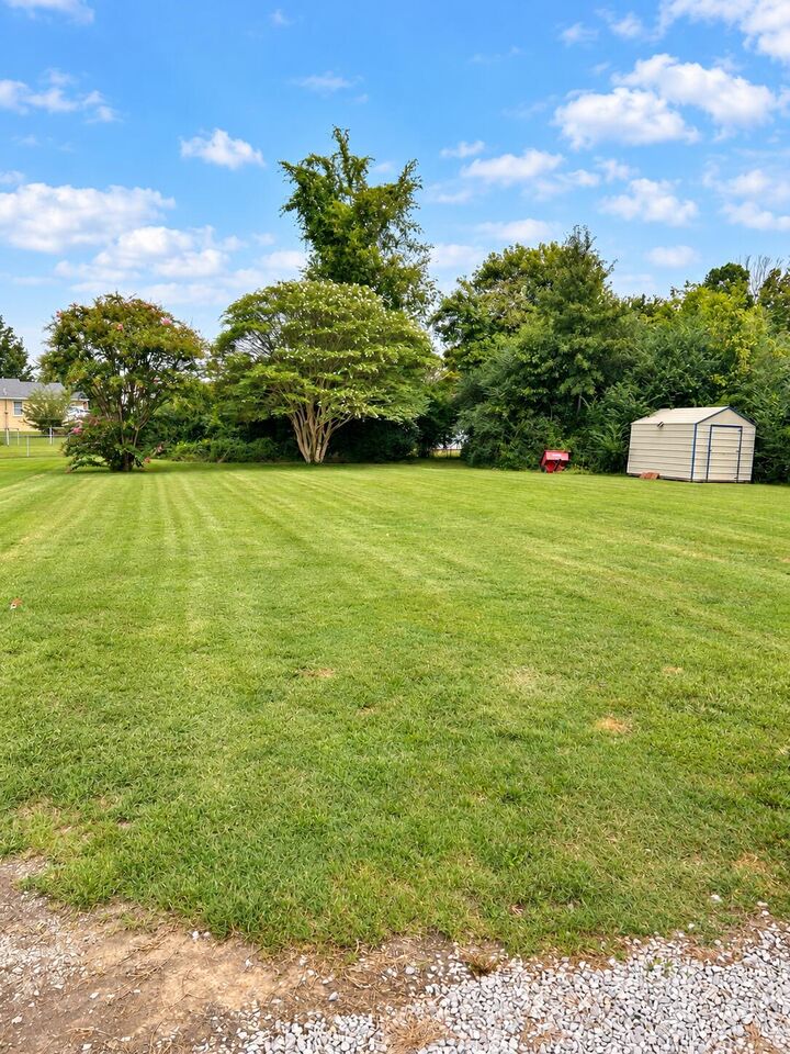 Property Photo: 304 W Dale Avenue KY 42038