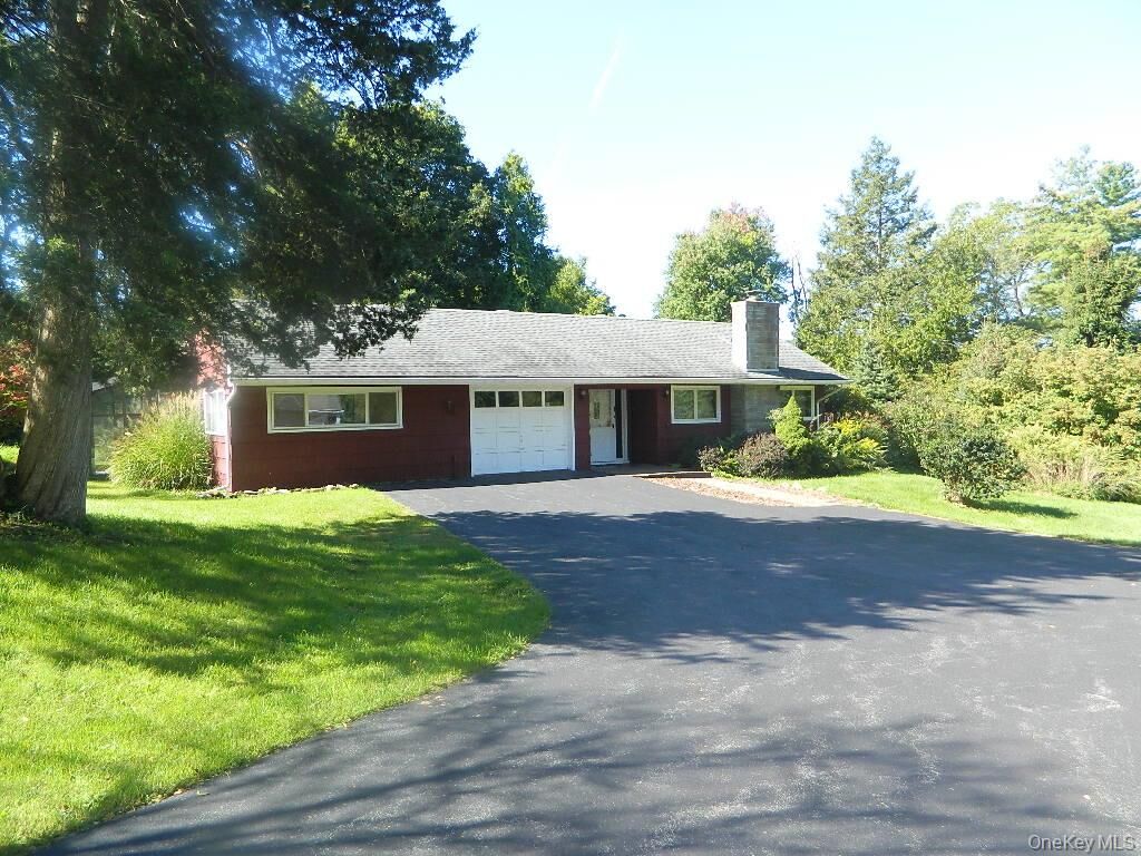 Property Photo:  107 Orchard Lane  NY 12533 