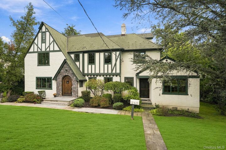 Property Photo:  265 Old Mamaroneck Road  NY 10605 