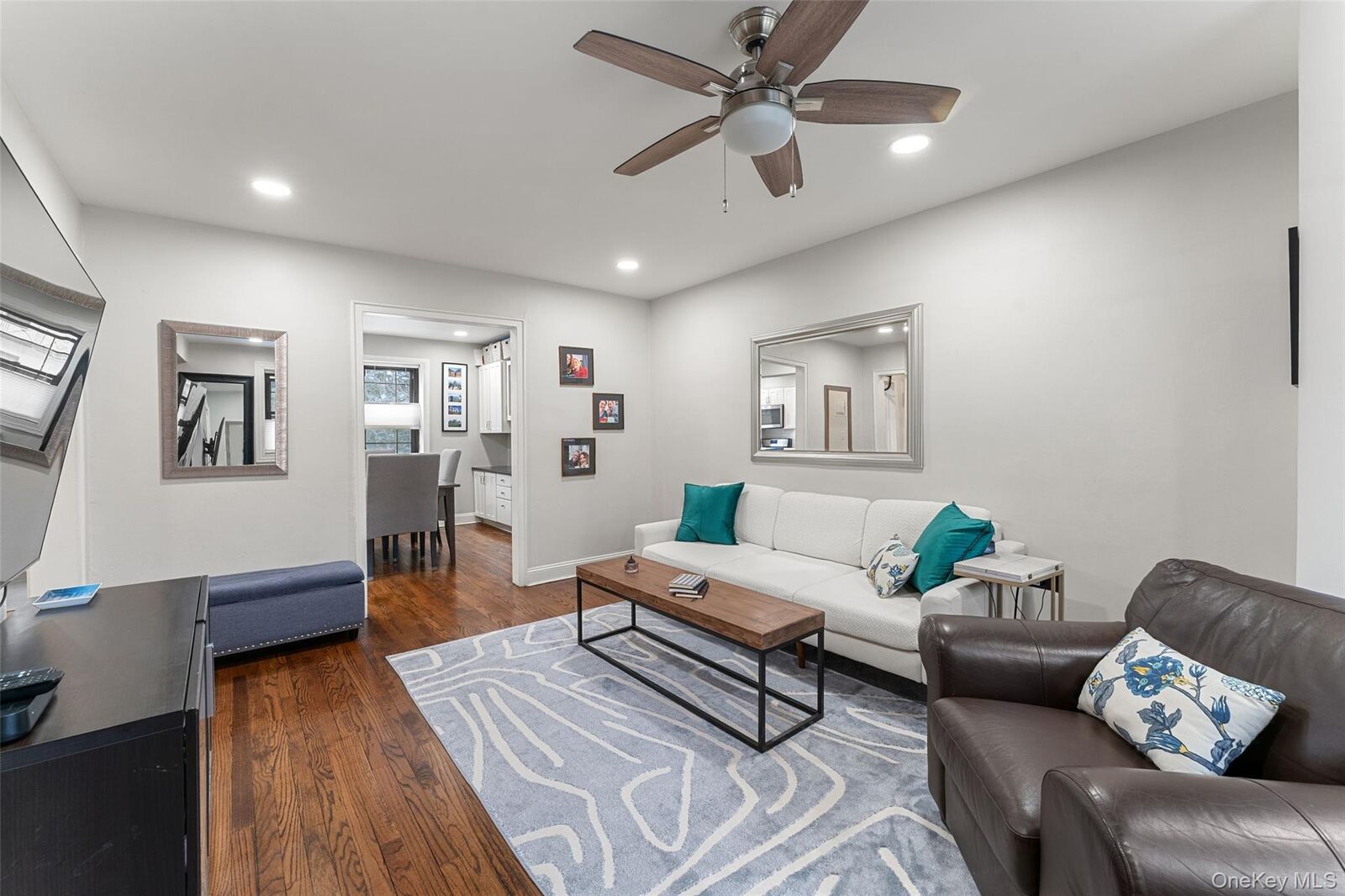 Property Photo:  37 Manchester Road 2R  NY 10509 