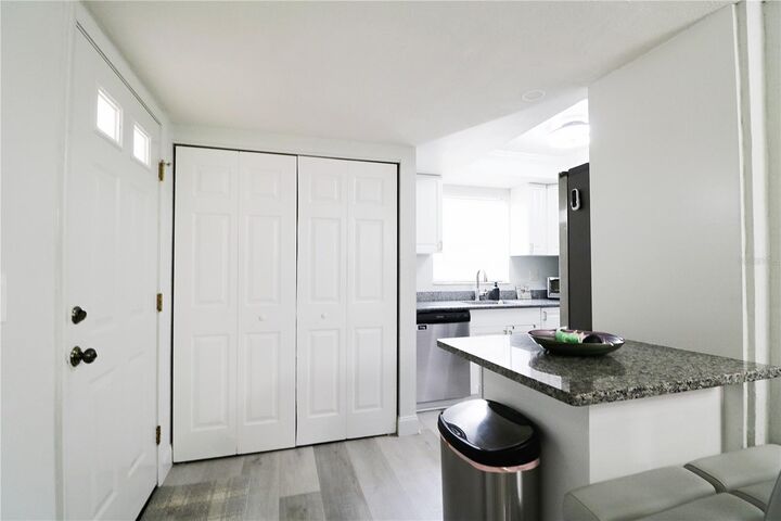 Property Photo:  503 Manor Circle  FL 33872 