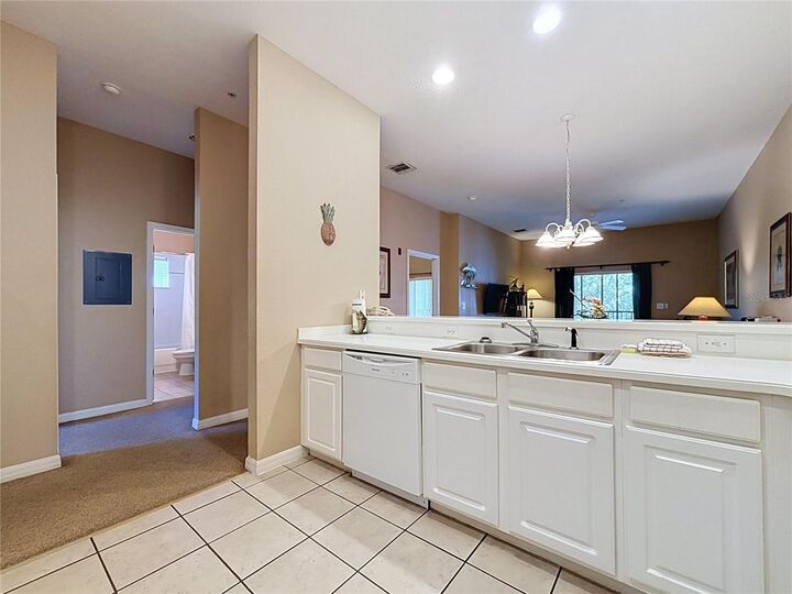 Property Photo: 805 Lucaya Loop 8201 FL 33897
