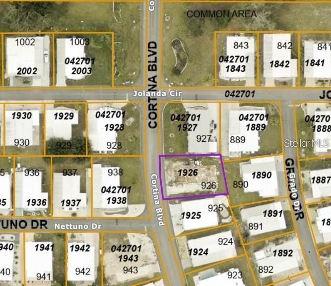 Property Photo:  926 Cortina Boulevard  FL 34285 