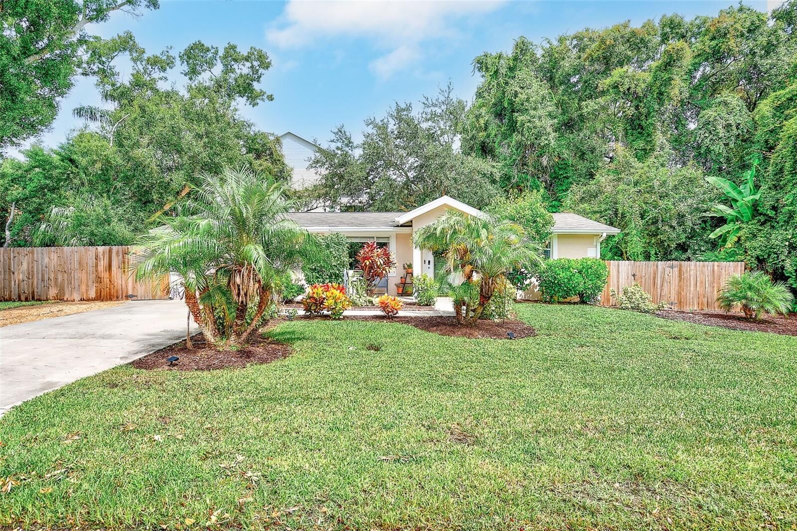 Property Photo:  3144 Johns Parkway  FL 33759 