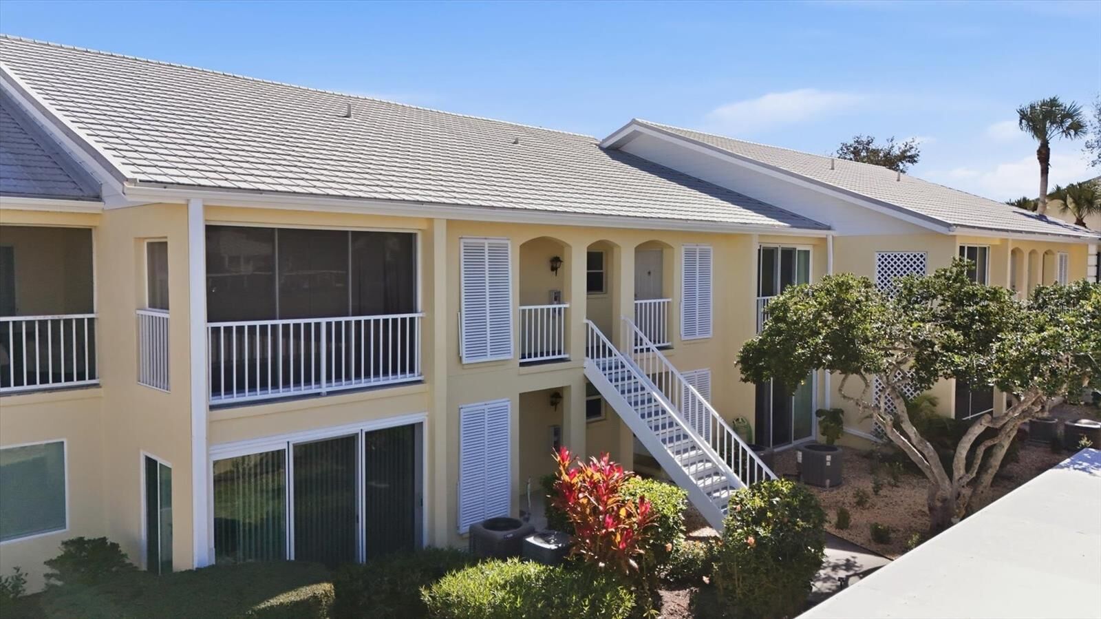 Property Photo:  414 Cerromar Circle S 249  FL 34293 
