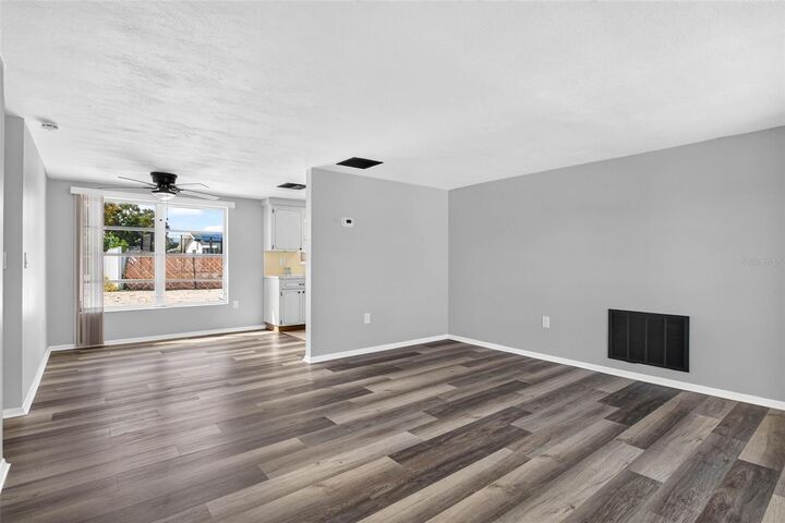 Property Photo:  7804 Hawthorn Drive  FL 34668 