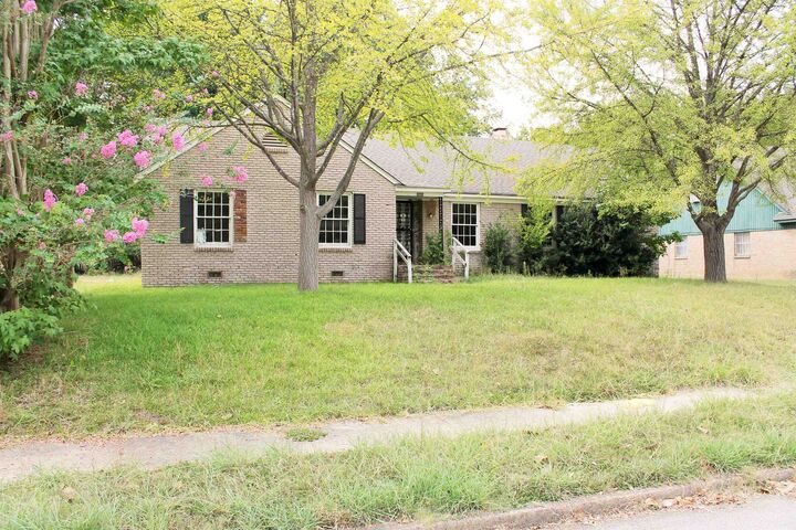 Property Photo:  3909 Birchleaf Rd  TN 38116 