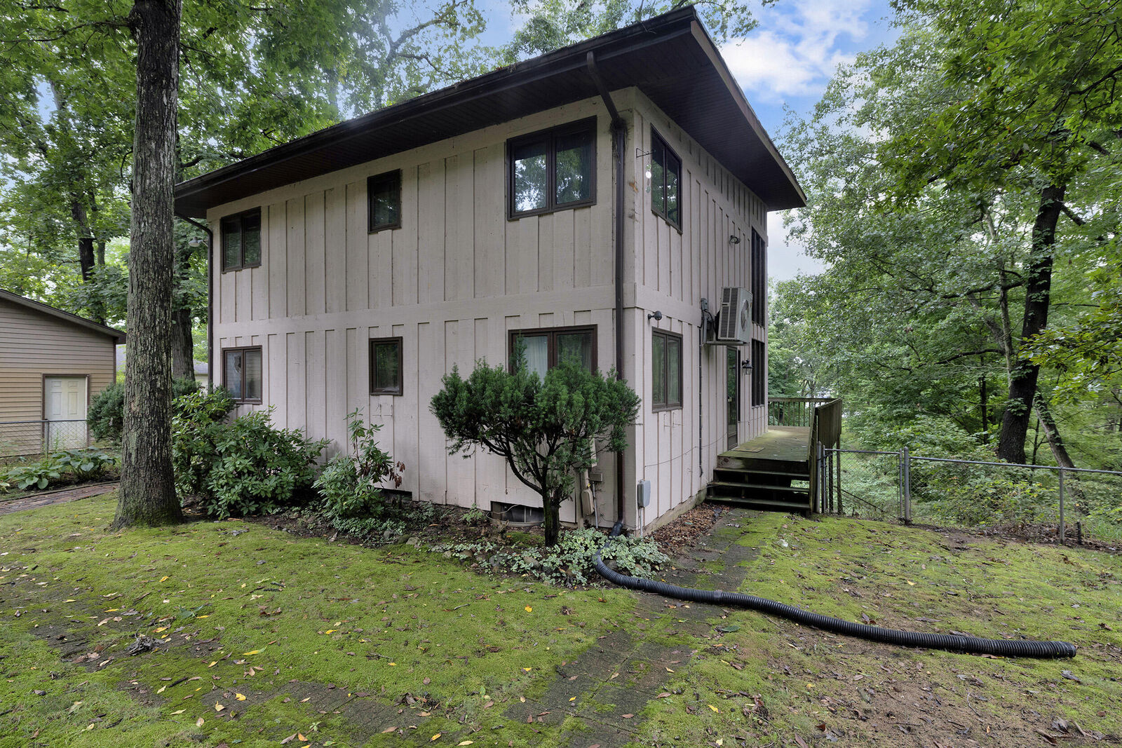 Property Photo:  70170 Arbola Drive  MI 49099 