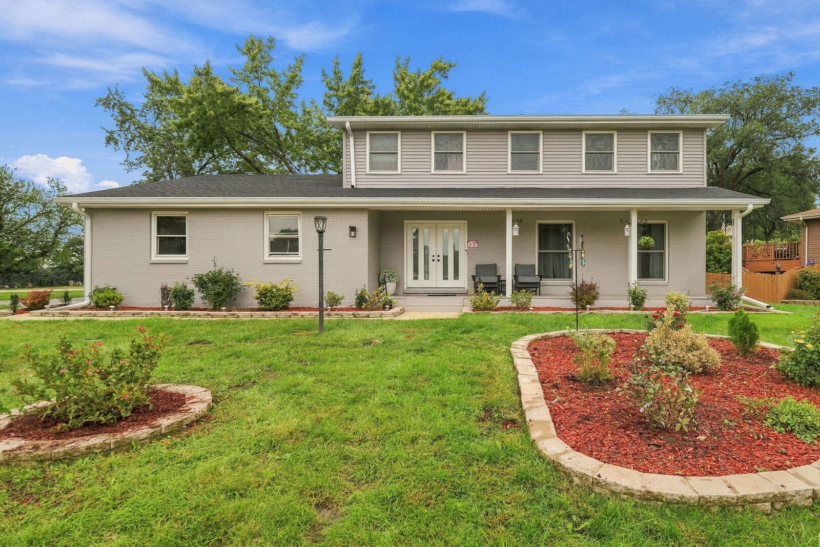 Property Photo: 21W134 Club Terrace IL 60143