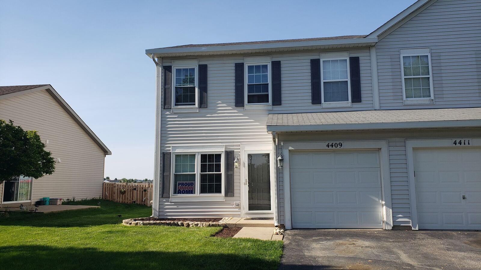 Property Photo: 4409 Klatt Street IL 60545