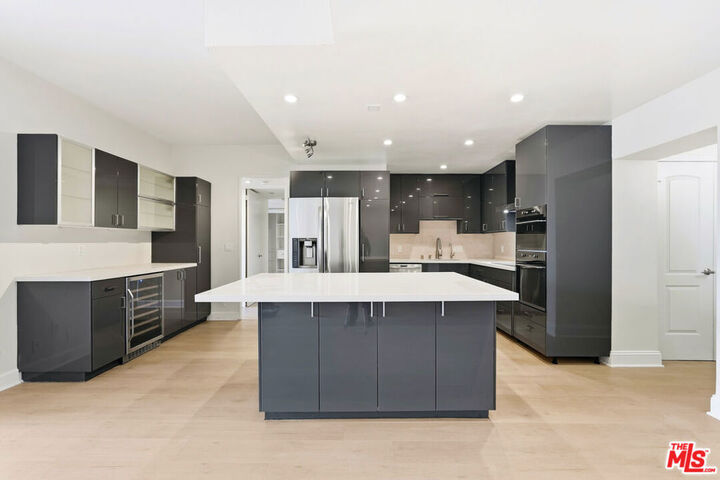 Property Photo: 10433 Wilshire Boulevard 407 CA 90024