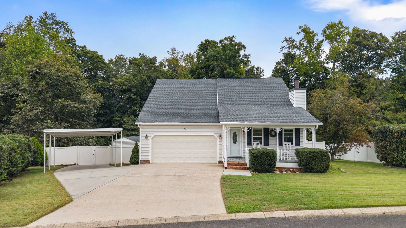 Property Photo:  132 Alexanders Cir NW  TN 37312 