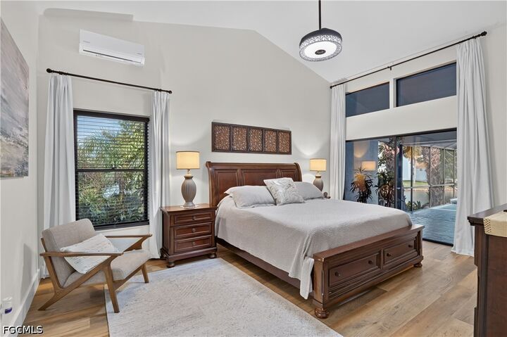 Property Photo:  15960 Muirfield Court  FL 33908 