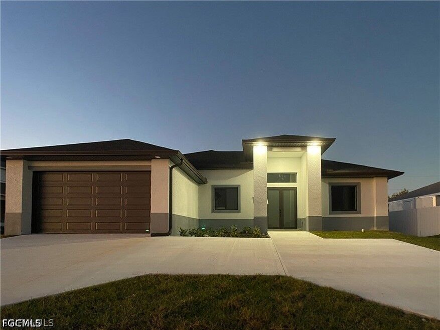 Property Photo:  1103 Tropicana Parkway W  FL 33993 