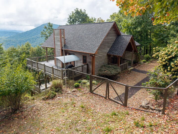 Property Photo: 175 Bear Trace Road NC 28902