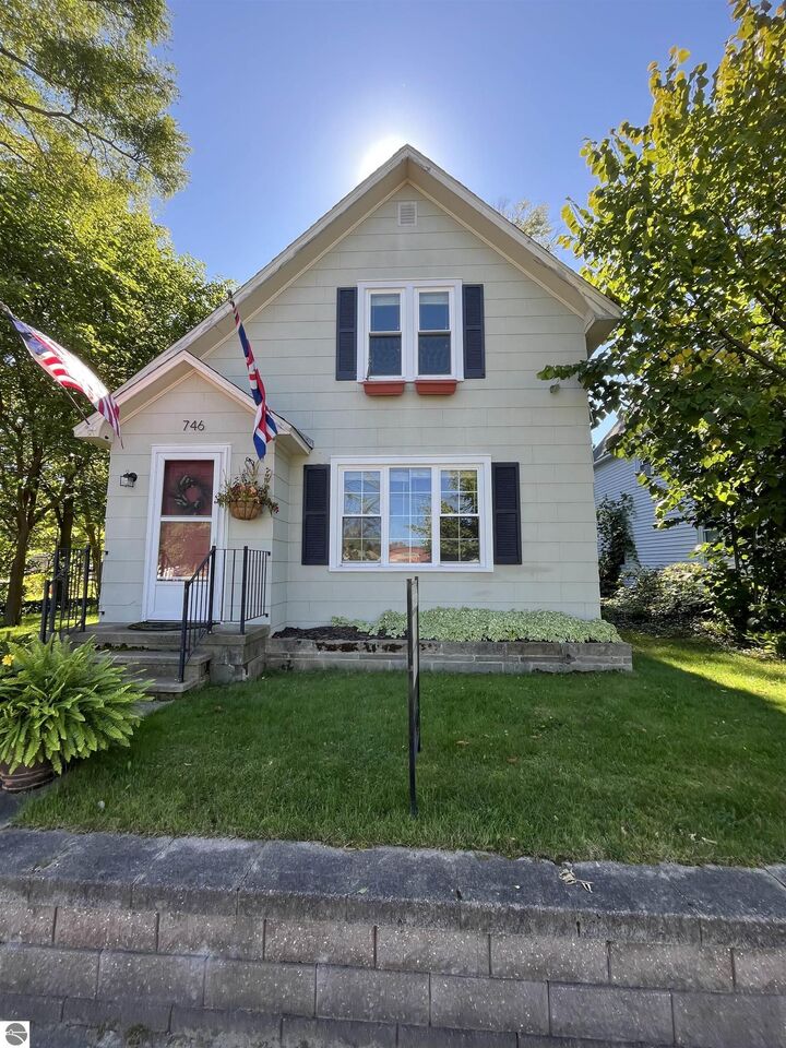 Property Photo:  746 Hannah Avenue  MI 49686 