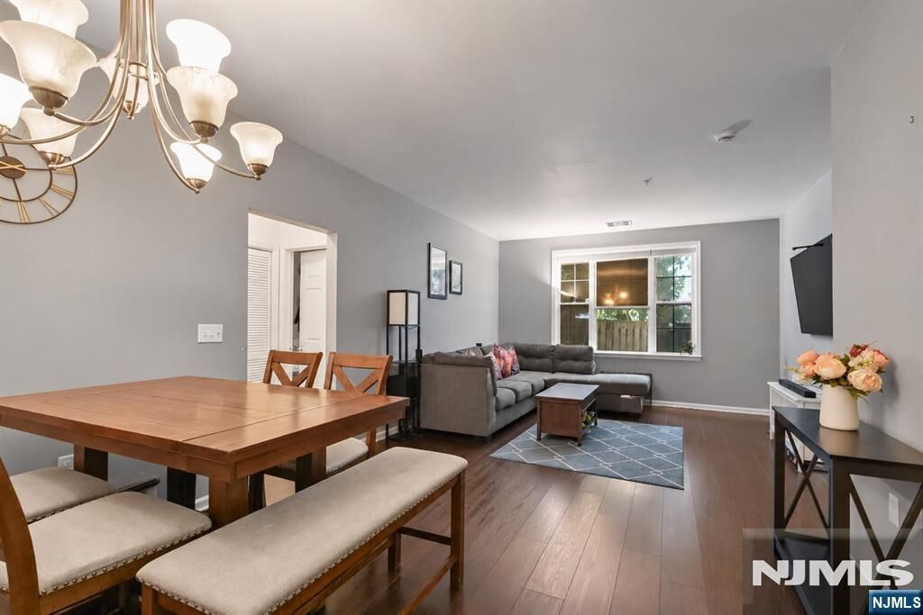 Property Photo:  435 Van Houten Avenue 102  NJ 07055 