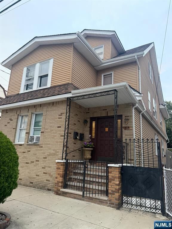 Property Photo:  313 Chestnut Street  NJ 07032 