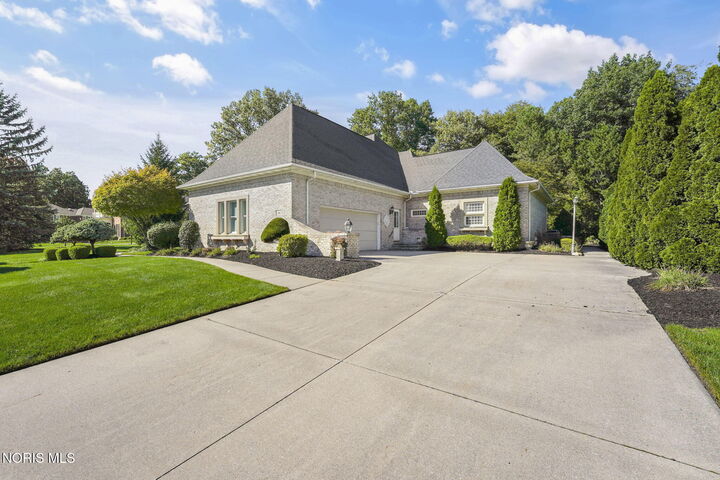 Property Photo:  336 Pheasant Run Place  OH 45840 