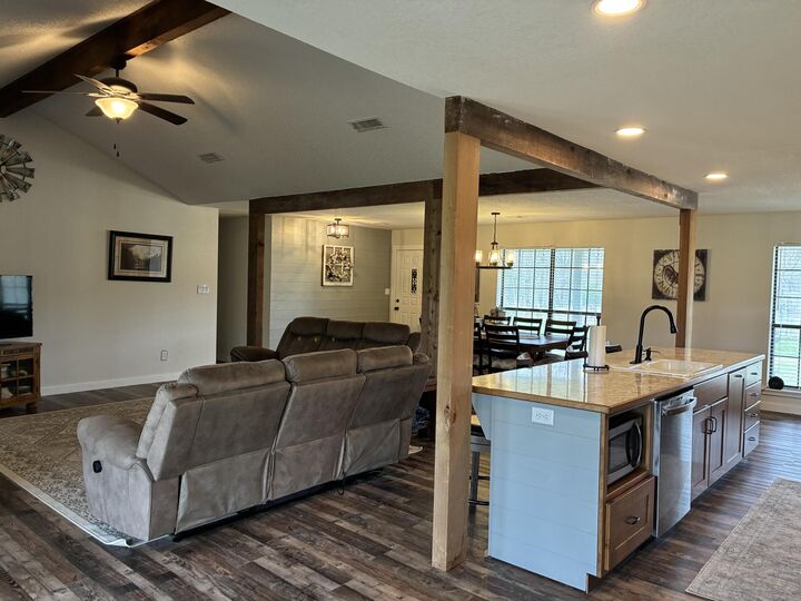 Property Photo: 4313 County Road 436 OK 74342