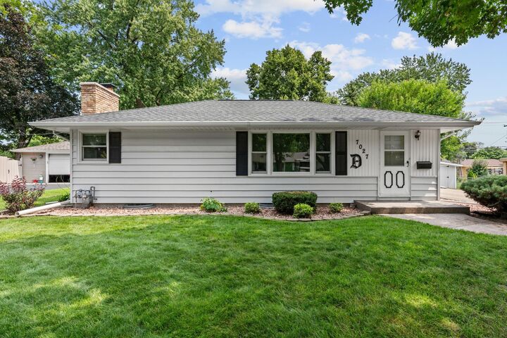 Property Photo:  7027 13th Avenue S  MN 55423 
