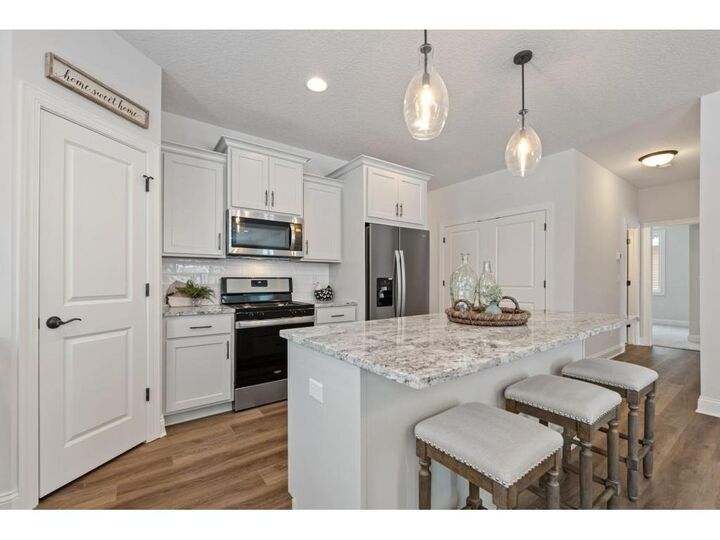 Property Photo:  741 St James Circle  MN 55355 