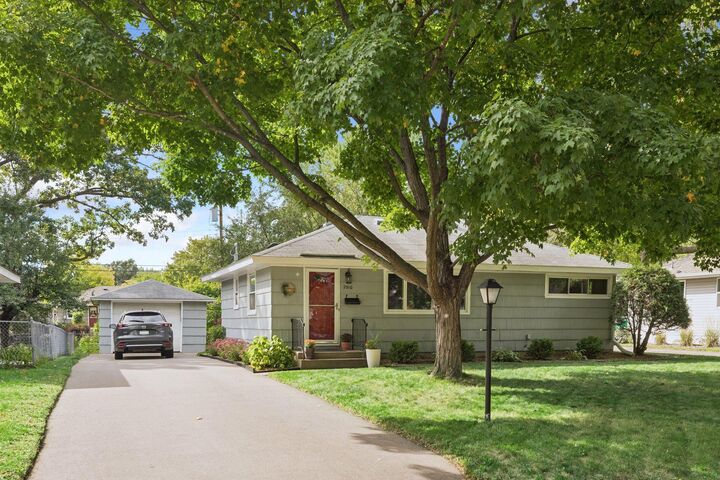 Property Photo:  2510 Oregon Avenue S  MN 55426 