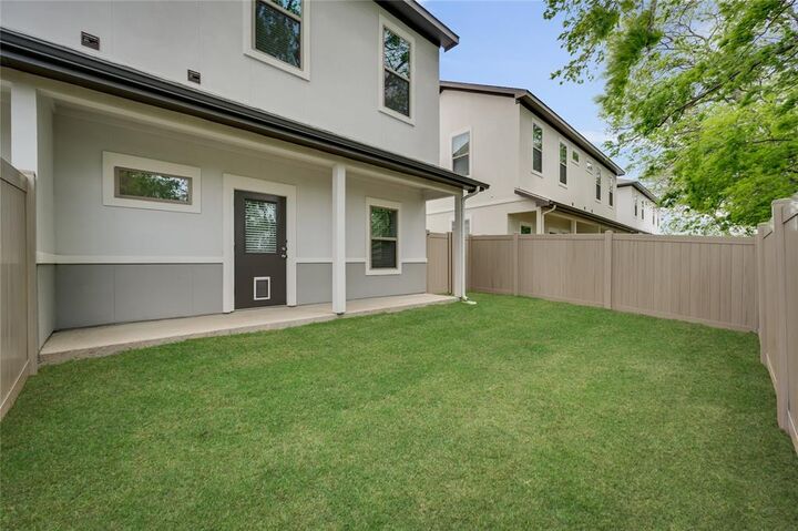 Property Photo:  8612 Chateau Avenue  TX 75071 