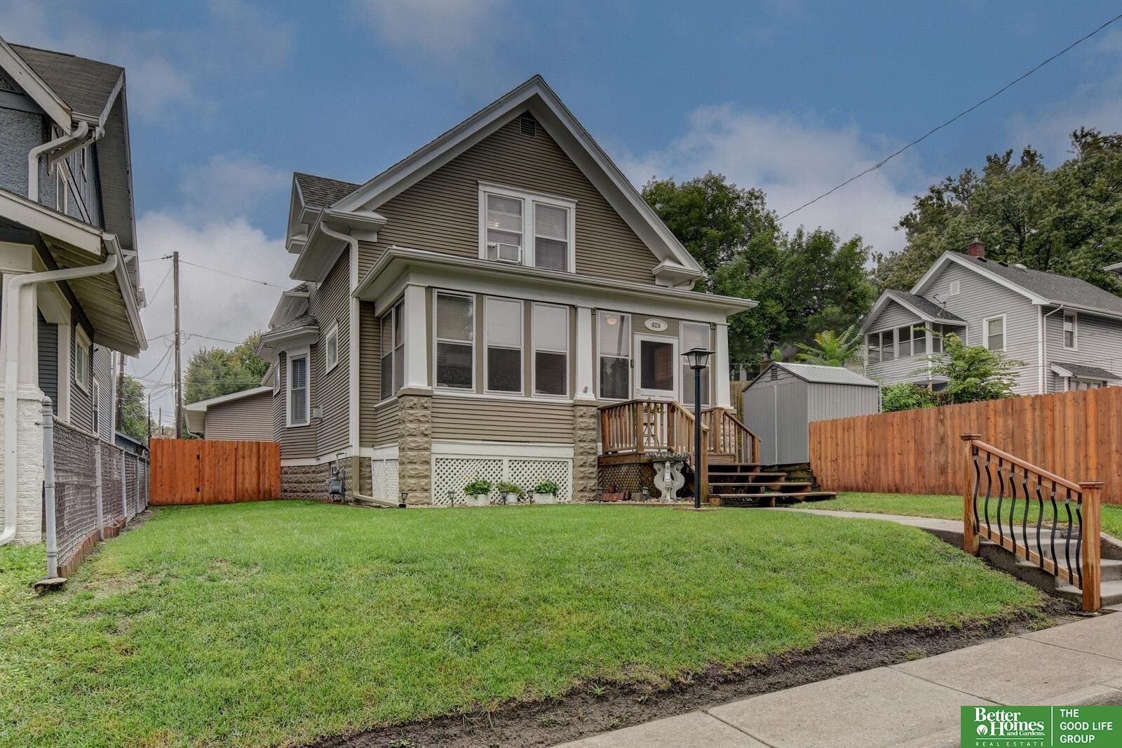 Property Photo:  620 N 34 Street  NE 68131 