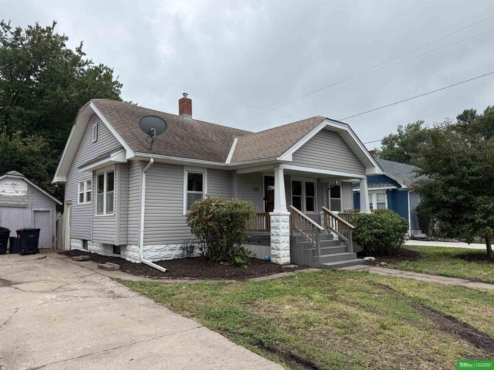 Property Photo:  835 W 8th Street  NE 68025 