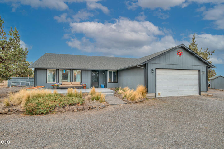 Property Photo:  25430 Elk Lane  OR 97701 