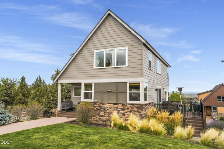 Property Photo:  328 Parks Loop  OR 97756 