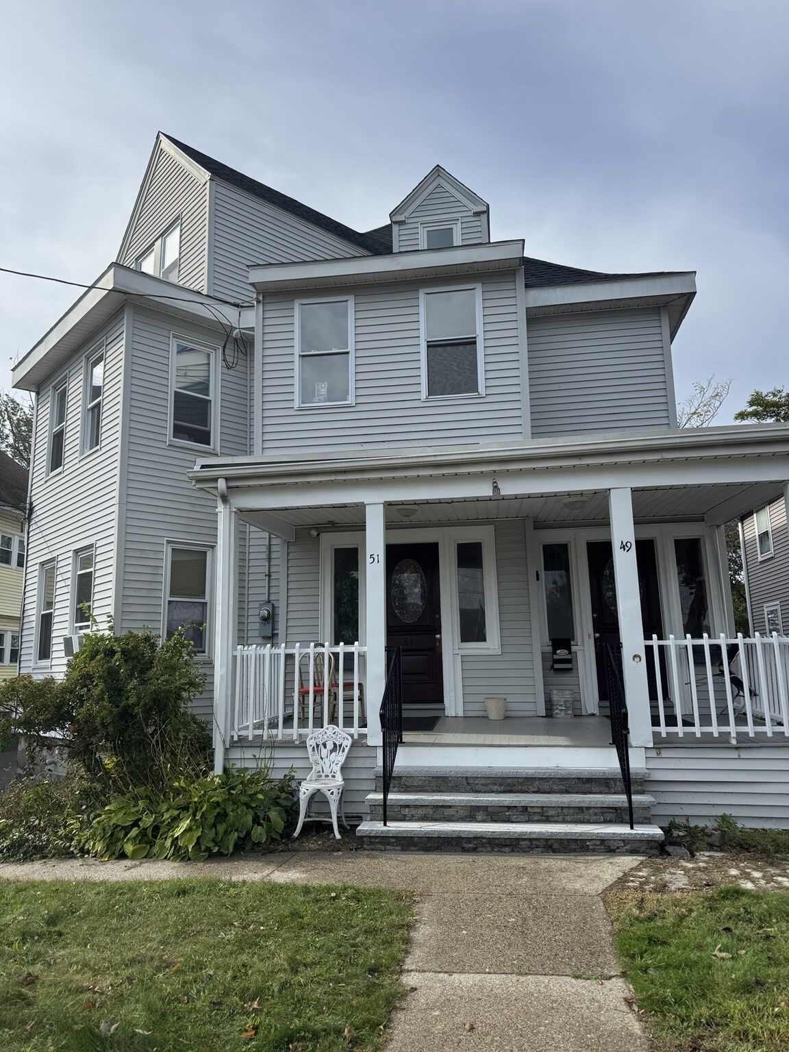 Property Photo:  49 Holmes St 2B  MA 02171 