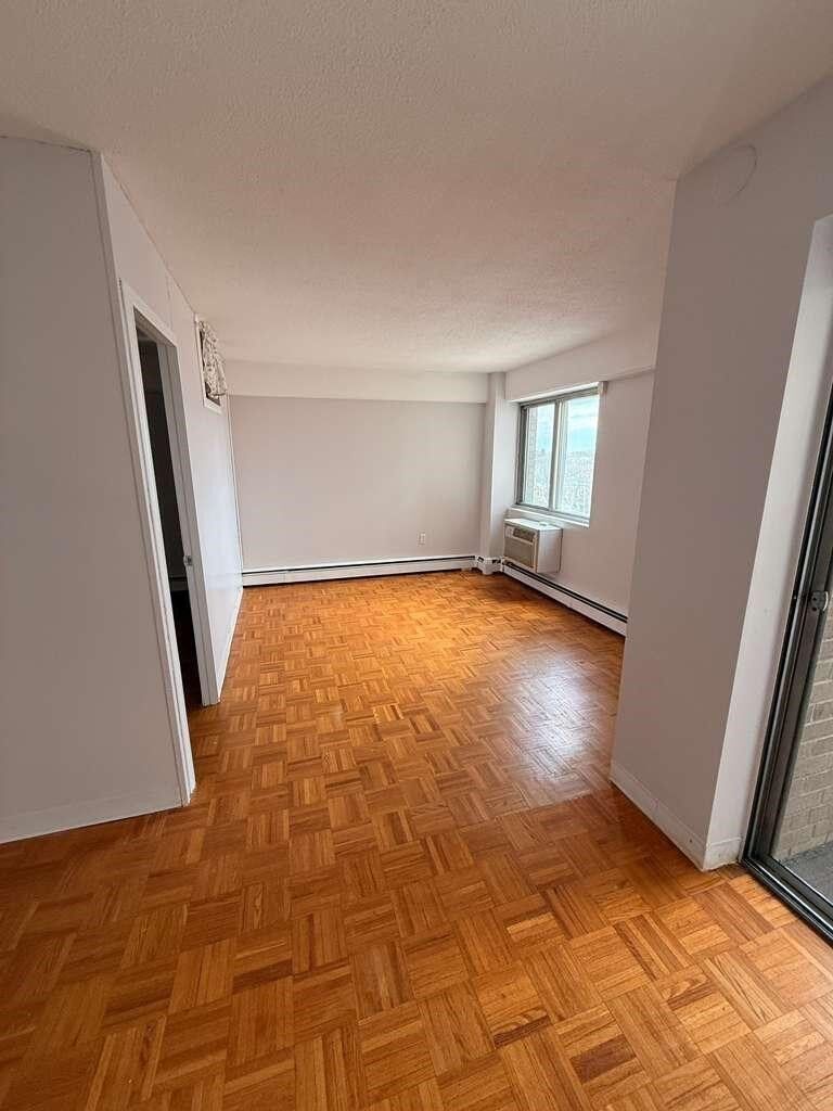 Property Photo: 1025 Hancock St 6J MA 02169