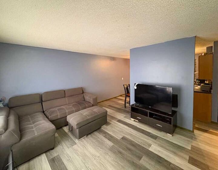 Property Photo:  1860 Calling River Road South  AB T0G 0K0 